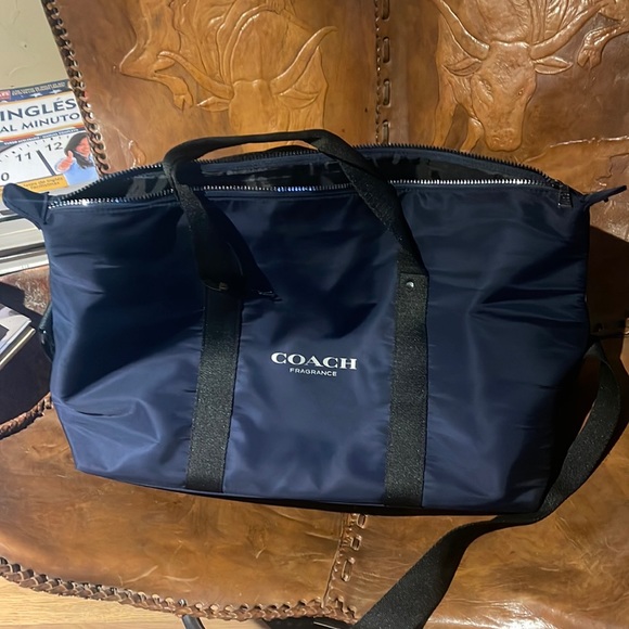 Coach Fragrance Gray Travel Weekend Duffle Bag - Picture 1 of 6